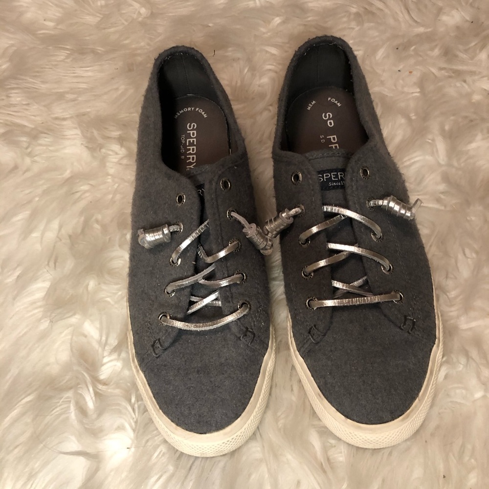 Sperry boat shoes